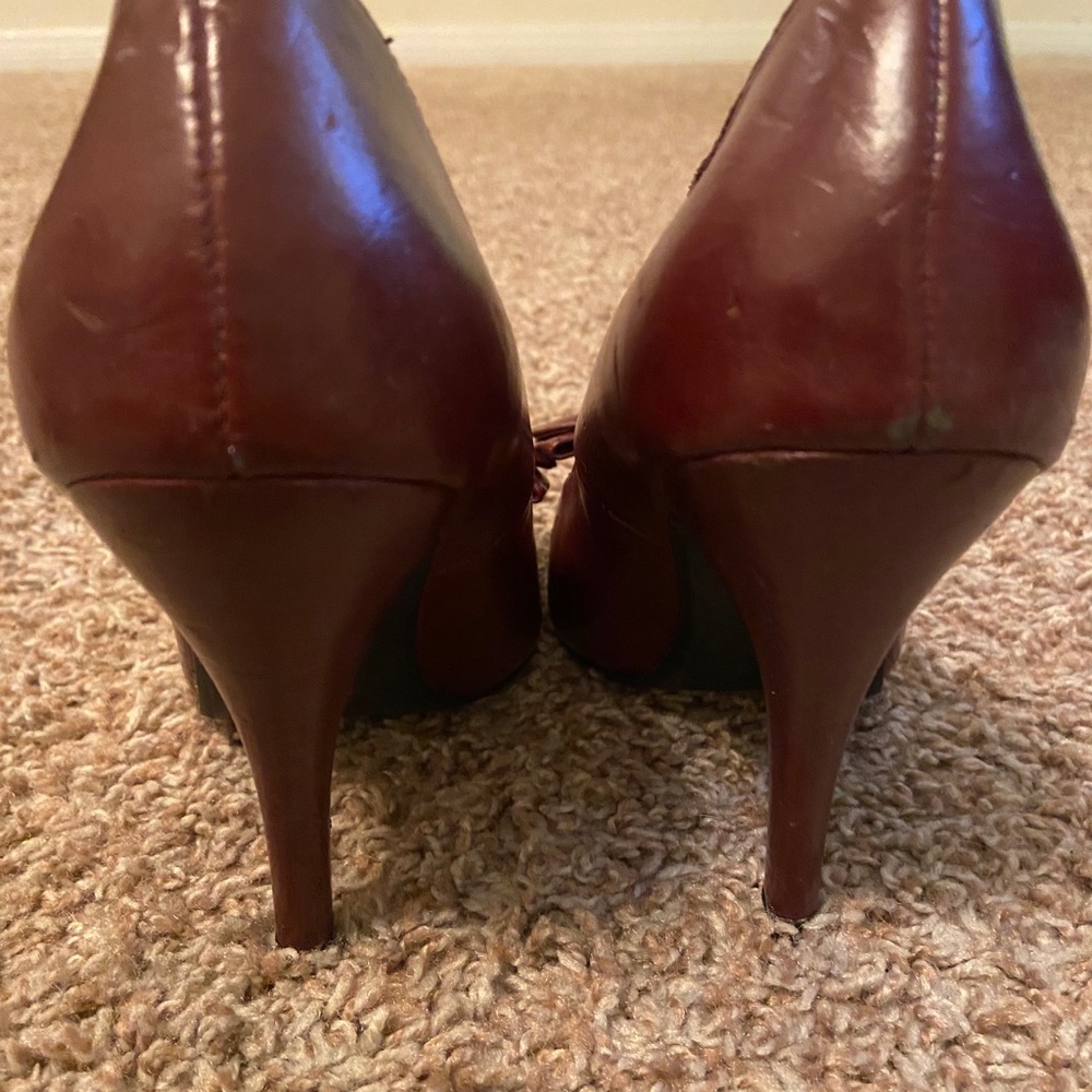 Pumps - Picture 5 of 5